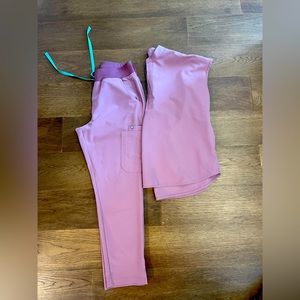 FIGS Mineral Mauve set